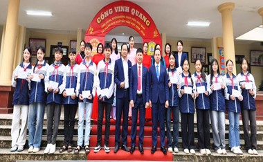 Vinh danh GV - HS  25-26